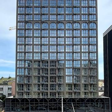 Сонячна вул., (Будинок 1)