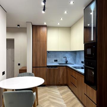 Замкова вул., 48