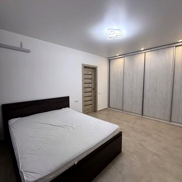 Соборна вул., 16