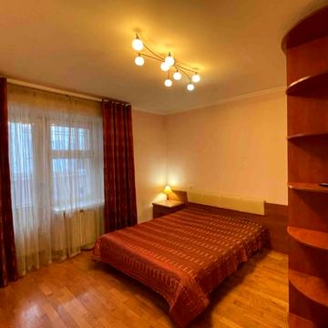 Княжий Затон вул., 15