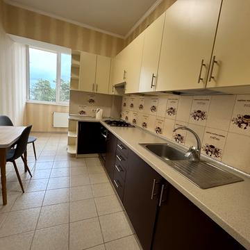 Тищенка вул., 21-В