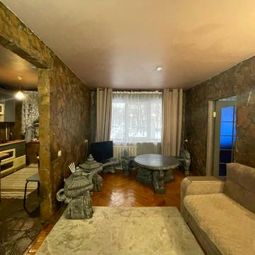 Героїв Харкова просп. (Московський), 226