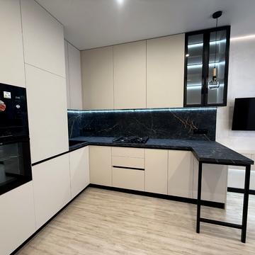 Сімейна вул., 6