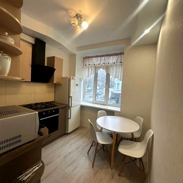 Саксаганського вул., 85/23