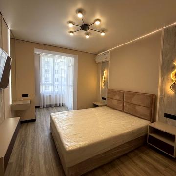 Сімейна вул., 6