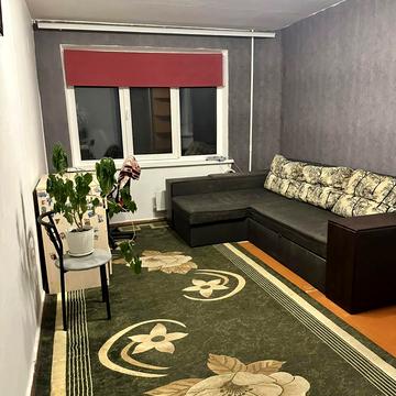 Князів Острозьких вул., 1