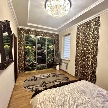 Святої Трійці вул., 15