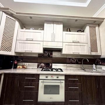 Святої Трійці вул., 15