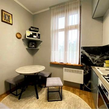 Ольги Кисілевської вул., 4