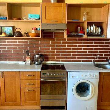 Миколи Бажана просп., 12