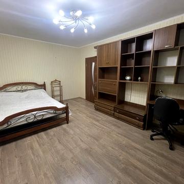 Михайла Гришка вул., 10