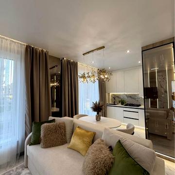 24 Серпня вул., (Будинок 9)