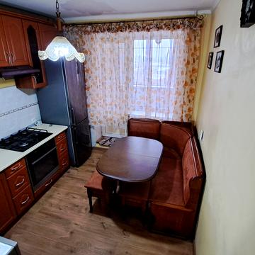 Вацлава Гавела бульв. (Івана Лепсе), 34-В