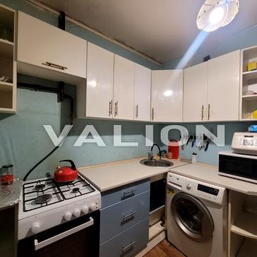 Академіка Стражеска вул., 9