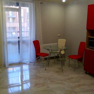 Зелена вул., 204