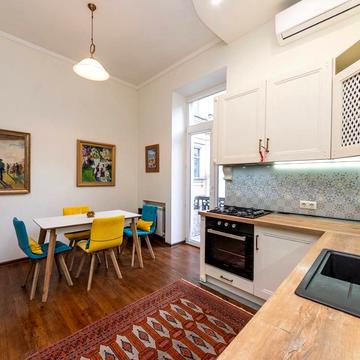 Євгена Чикаленка вул. (Пушкінська), 28/9