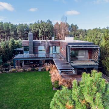 Центральна