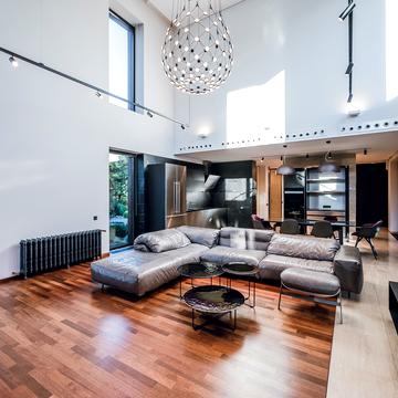 Центральна