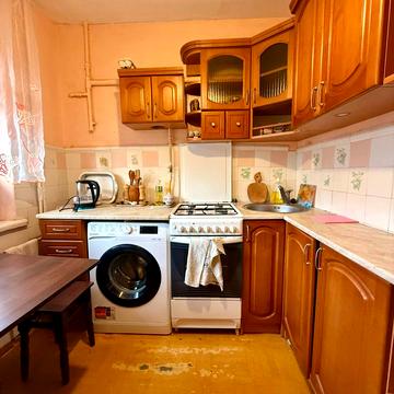 Дмитра Яворницького вул. (), 7а