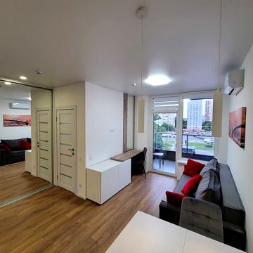 Василя Стуса вул., 35-А