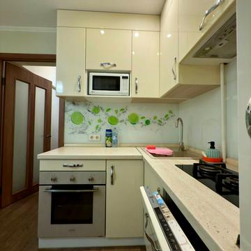 Олександра Поля просп. (Кірова), 107-А