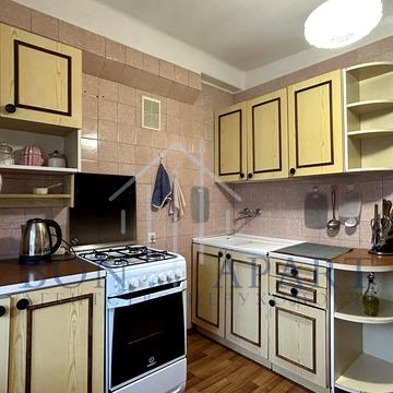 Оболонський просп., 7