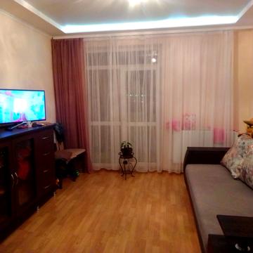 Пилипа Орлика вул., 1