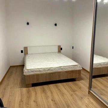 Мосяжна вул., 2