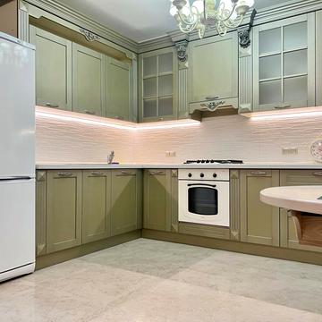 Володимира Козака вул., 14