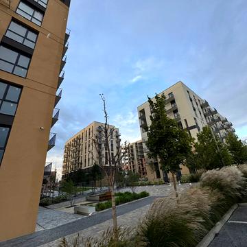 Садова вул., 33