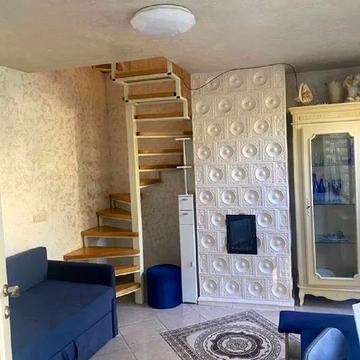 Професора Юліана Медвецького вул., 6