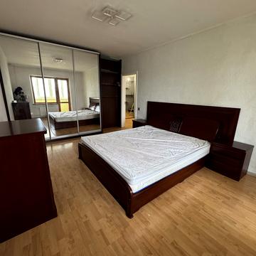 Червоної Калини просп. (Володимира Маяковського), 69