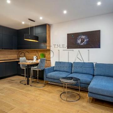 Ділова вул. (Димитрова), 1/2