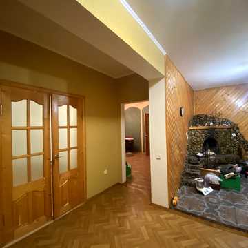 Української Дивізії вул., 5