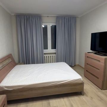 Урлівська вул., 38