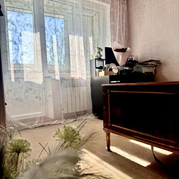 Героїв просп., 43