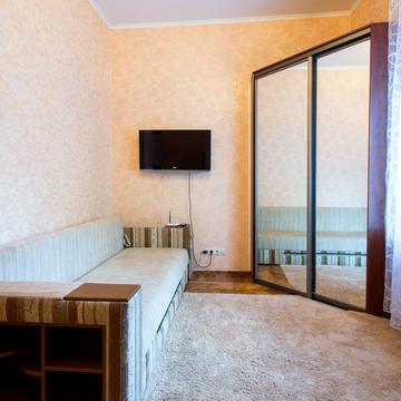 Михайля Семенка вул. (Чайковська), 25а