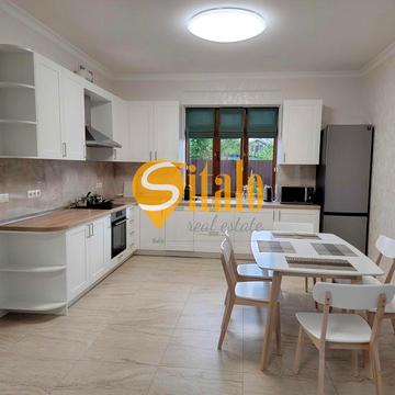 Центральна вул.