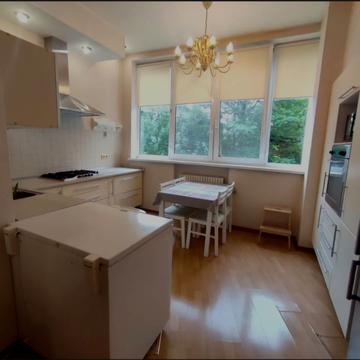 Французький бульв., 35