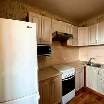 Єлизавети Чавдар вул., 6