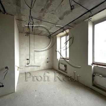 Саперно-Слобідська вул., 22