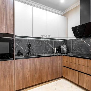 Євгена Коновальця вул. (Щорса), 32-Г