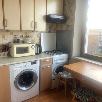 Науки просп. (Леніна), 21а