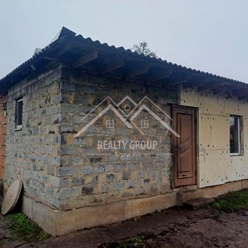 родини Харчинків, 13