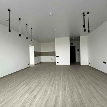 Хантадзе вул., 8