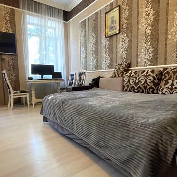 Незалежності вул., 15