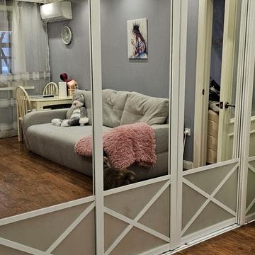 Богдана Хмельницького просп. (Героїв Сталінграда), 10-Г