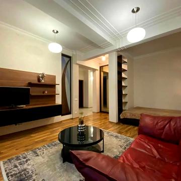 Лесі Українки бульв., 7-Б