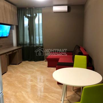 Академіка Павлова вул., 283