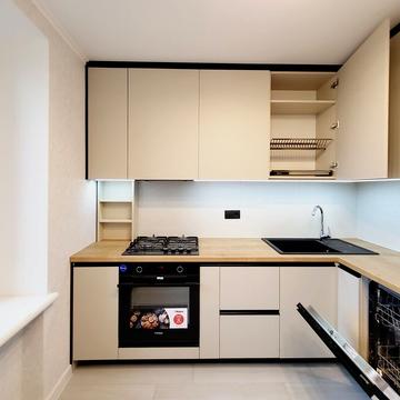 Келецька вул., 105